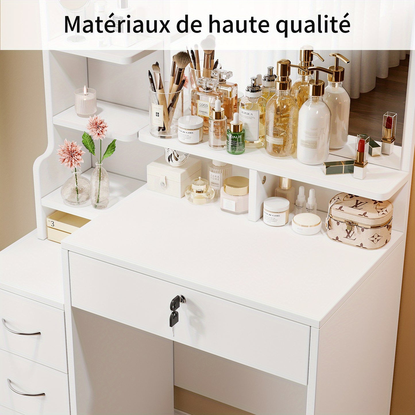 Make-up Tafel – Schoonheidstafel – Visagiehoek – Make-up Bureau – Vanity Table – Luxe Wit Design – 4 Lades & Open Planken – Zacht PU Leren Krukje