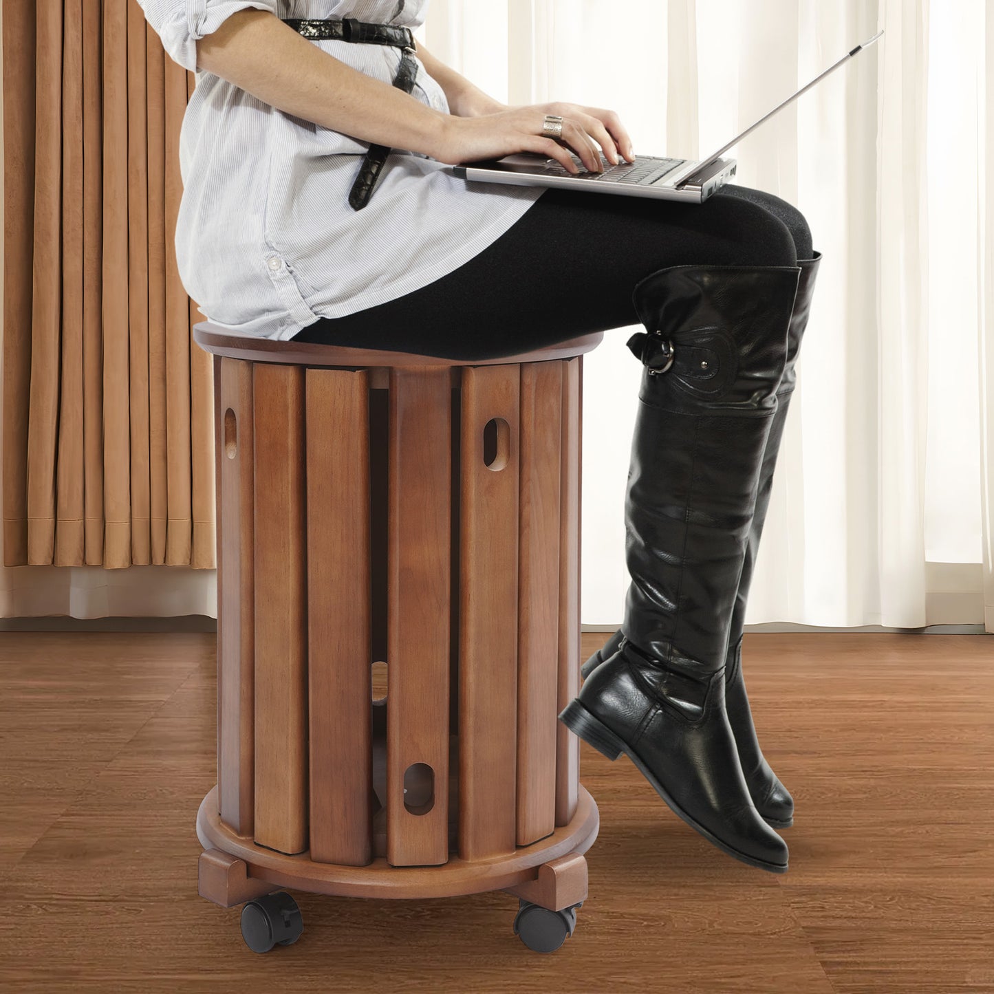 StapKrukken – Houten Kruk Set – Ronde Zitkrukken – Barkrukken – Bijzetkruk – Stapelbaar Ontwerp – Met Wieltjes en Remmen – Massief Rubberhout – Compact en Flexibel
