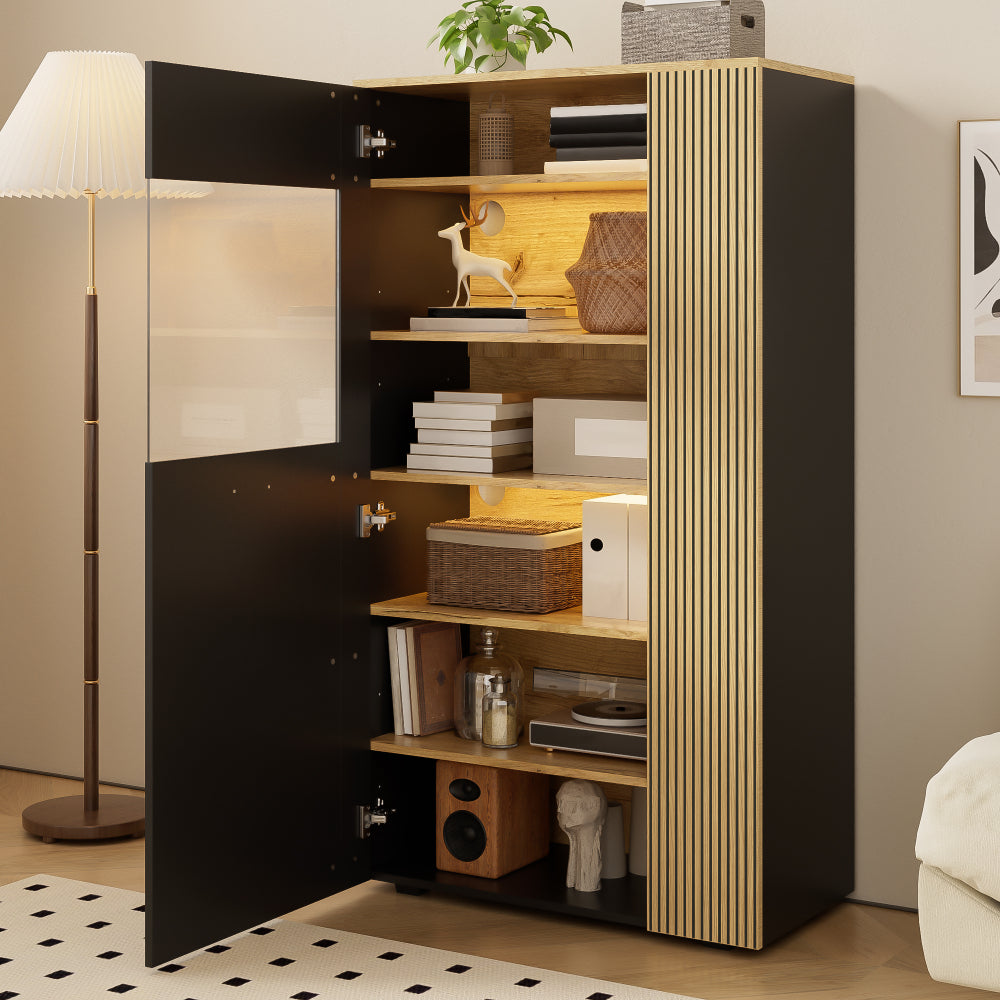Opbergkast – Opbergmeubel – Kast Met Deuren – Buffetkast – Hoge Kast – Zwart – Moderne Glasdeuren – 3 Vaste + 2 Verstelbare Planken – Gouden Accentpoten – Ruimtebesparend & Duurzaam