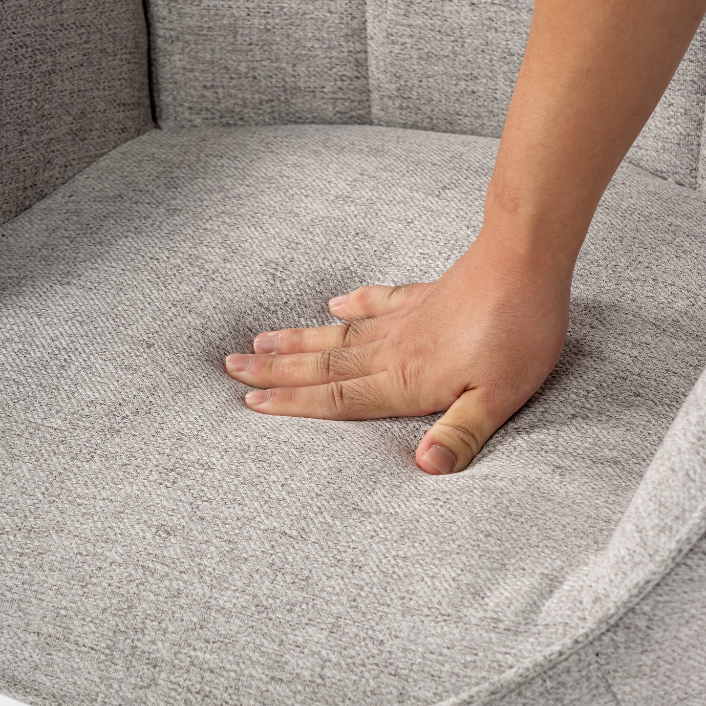 Loungestoel – Fauteuil – Relaxstoel – Zetel – Armstoel – Scandinavisch Design – Comfortabele Stoffering – Houten Poten – Grijs – 72x61x90,5 cm