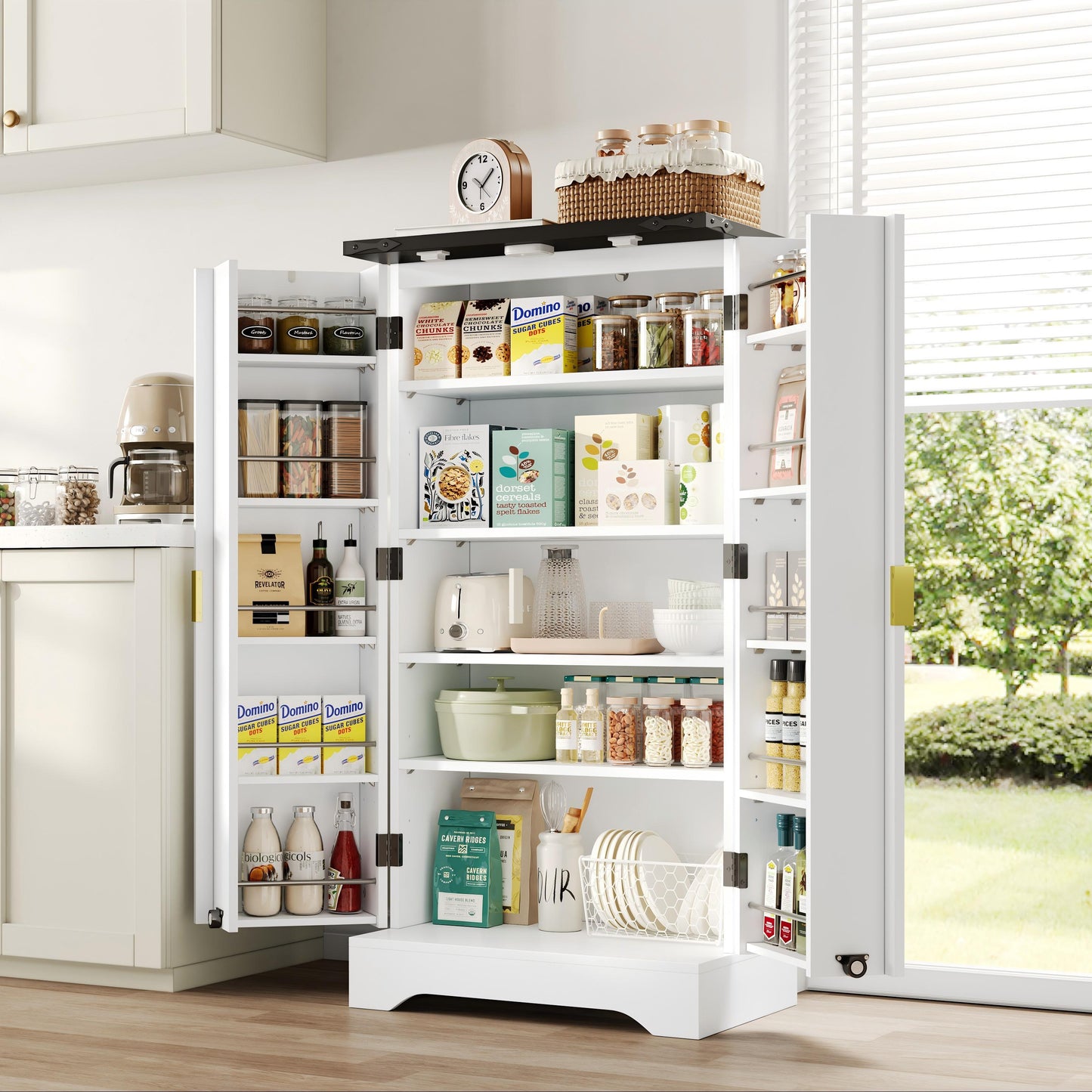 Keukenkast – Hoge Kast – Opbergkast – Voorraadkast – Keukenmeubel – Wit – Met Verstelbare Planken – MDF & Spaanplaat – 120x60,5x40 cm – Gouden Handgrepen