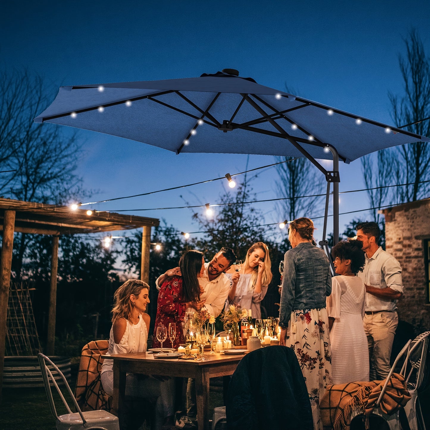 Parasol – Zonnescherm – Buitenscherm – Terrasparasol – Stabiele Parasol – Verstelbare Hoogte – Aluminium Frame – Donkerblauw Polyester – Kruisvoet 55-60 kg – Handmatige Slinger