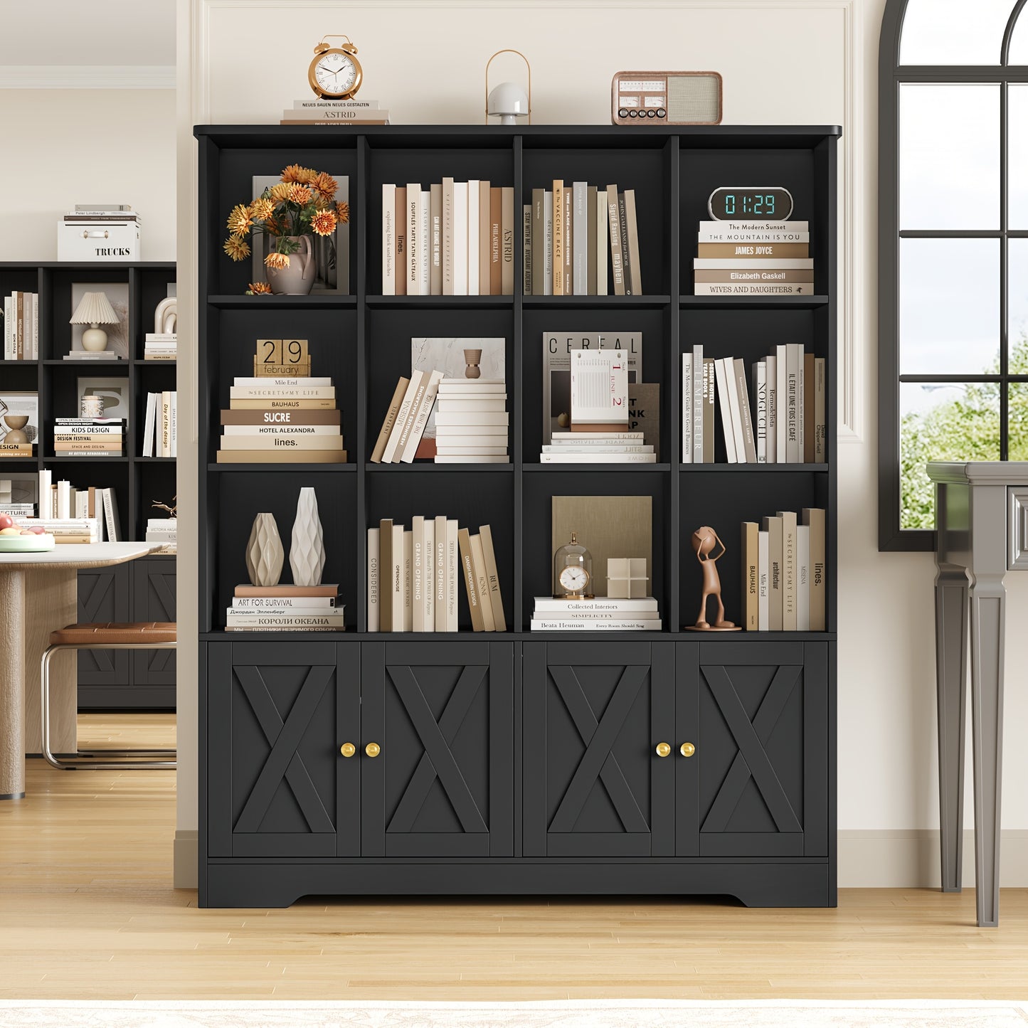 Hoge Boekenkast – Boekenkast Met Deuren – Opbergkast – Vitrinekast – Kast Voor Woonkamer – Zwart – 12 Compartimenten – Ruimtebesparend Verticaal Design
