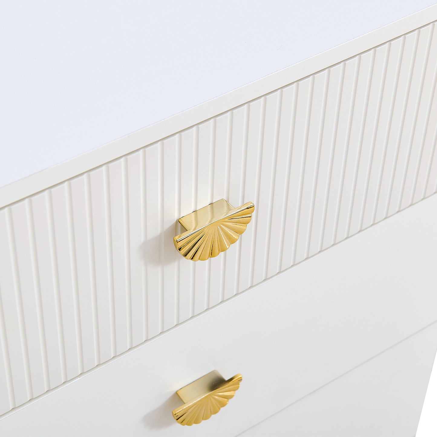 Sideboard – Dressoir – Commode – Opbergmeubel – Wandmeubel – Wit – 6 Lades – Gouden Handgrepen – Metalen Poten – Geribbelde Fronten – Spiegel 80x80 cm