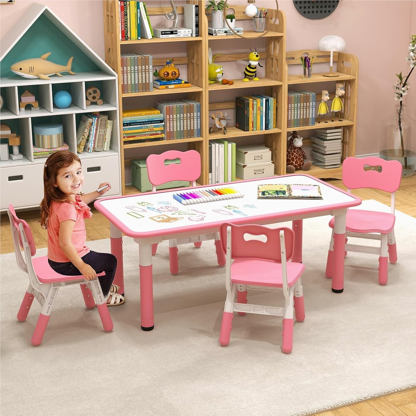 Kinder Tafel – Kindermeubelset – Speeltafel – Stoelenset – Peuter Tafel – Verstelbare Hoogte – Groot Graffiti Tafelblad – Roze