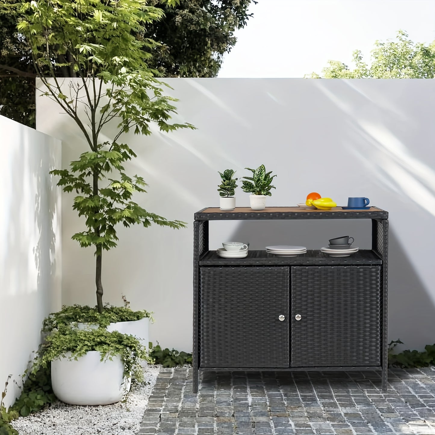 Bartafel Buiten – Barmeubel – Terrastafel – Buitentafel – Opbergkast – Weerbestendig Harsrotan – Afsluitbare Deuren – Stevig IJzeren Frame – Zwart Bruin