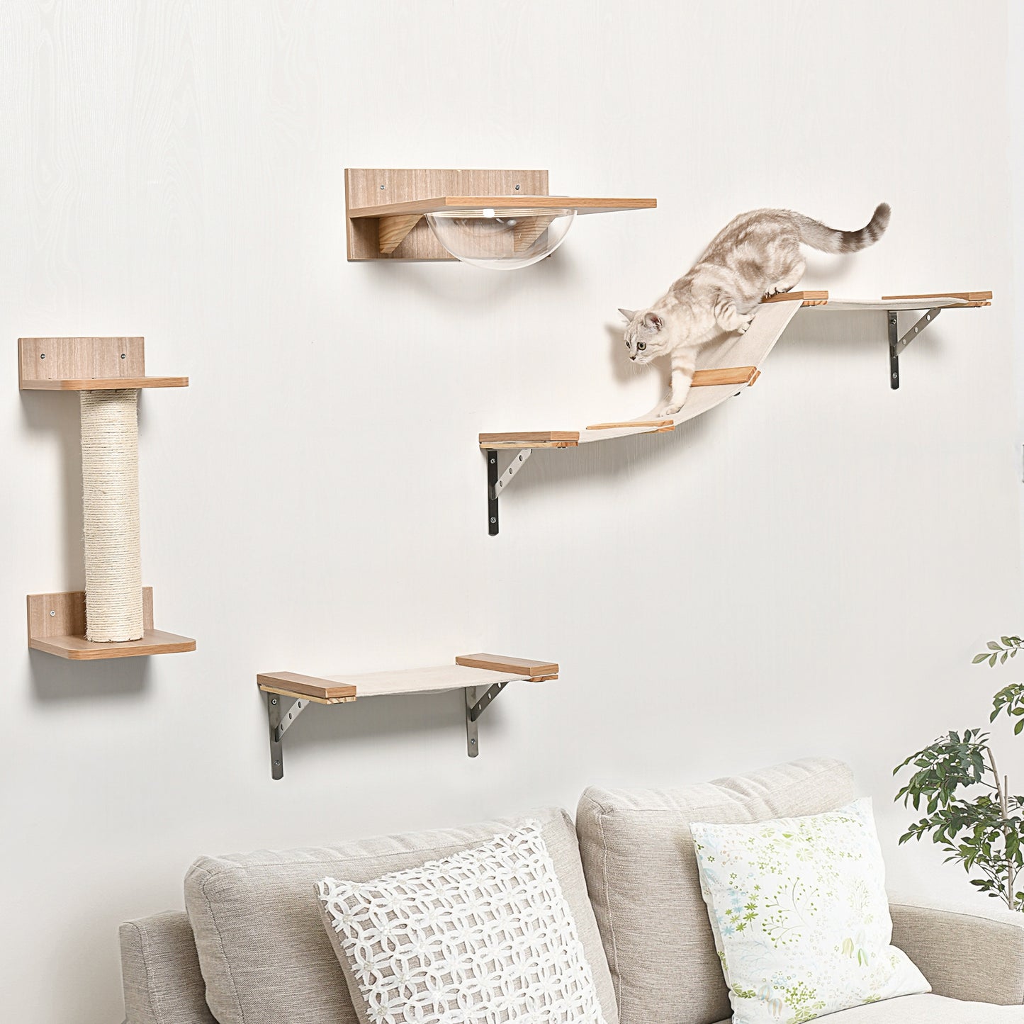 Krabpaal – Kattenklimwand – Kattenboom – Kattenmeubel – Krabmeubel – Lichtbruin – Sisal Krabpaal – Met Hangmat