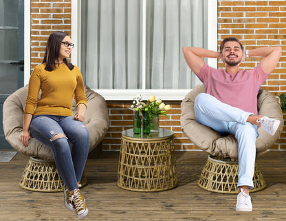 3-Delige Tuin Loungeset – Papasan Stoelen – Draaibare Tuinstoelen – Ronde Tafel – Buitenmeubel Set – Weerbestendig – Met 10 cm Dikke Kussens – Bruin Vlechtwerk