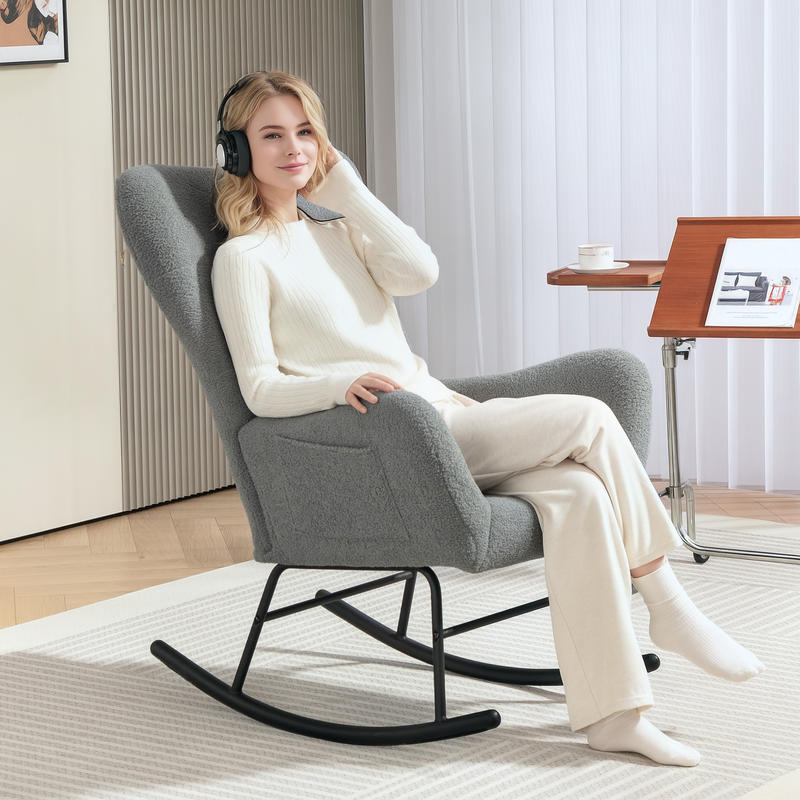Schommelstoel – Schommelstoel Binnen – Relaxstoel – Schommelstoel Buiten – Lounge Stoel – Zachte Pluche Bekleding – Ergonomische Lendensteun – Antislip Onderkant – Draagt Tot 120 Kg