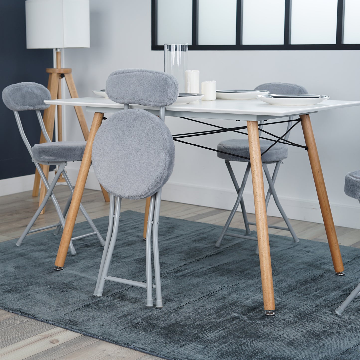Vouwstoel – Klapstoel – Opklapstoel – Stoel – Kruk Set – Grijs – Kunstbont Bekleding – Metalen Frame – Compact 30x45x75 cm