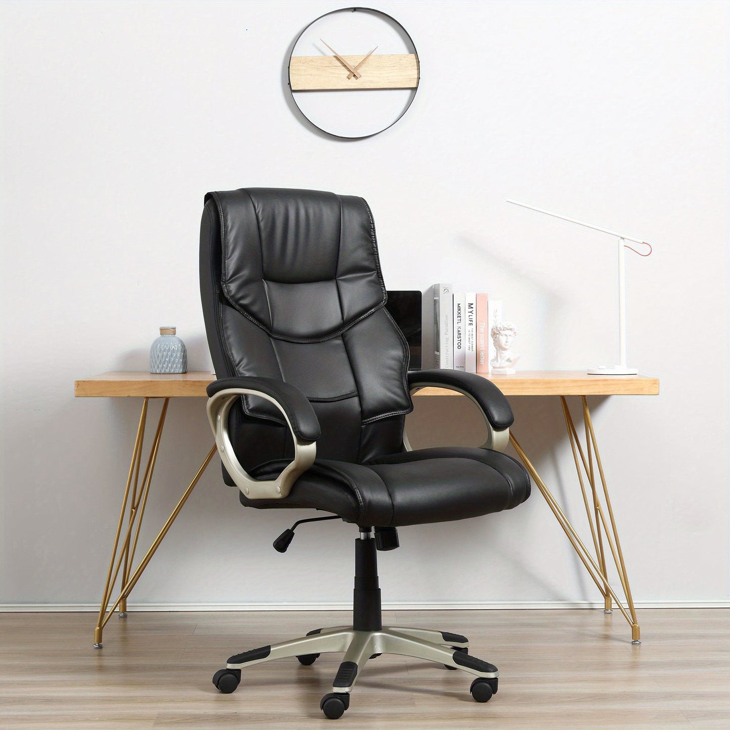 Bureaustoel – Ergonomische Stoel – Office Chair – Gamestoel – Bureaustoelen – Verstelbare Hoogte 45-54 cm – 360° Draaibaar & Schommelfunctie – Zwart Kunstleer Met Houten Frame – Dikke Foamvulling & Vijf Wieltjes