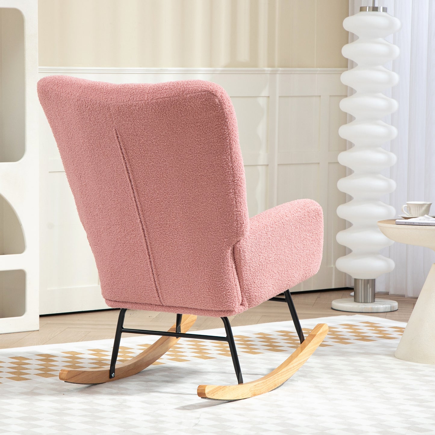 Schommelstoel – Relaxstoel – Fauteuil – Schommelstoelen – Loungestoel – Teddy Velvet – Met Armleuningen – Houten Poten – 90°-115° Schommelbeweging – Brede Comfortabele Zitting – Roze