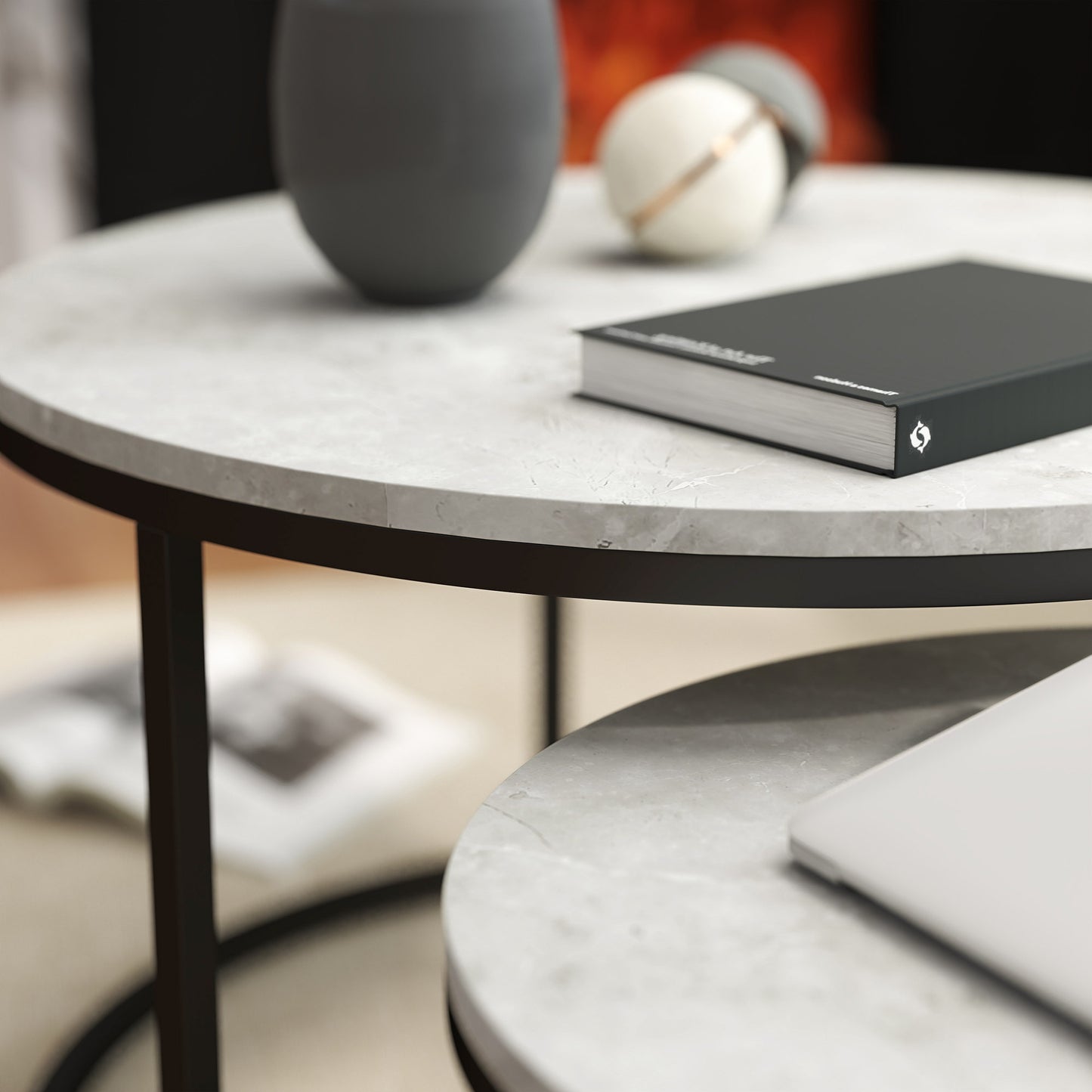 Bijzettafel – Bijzettafels – Salontafel – Sidetable – Banktafel – Industrieel Design – Metalen Frame – Betonlook – Set Van 2 Ronde Tafels