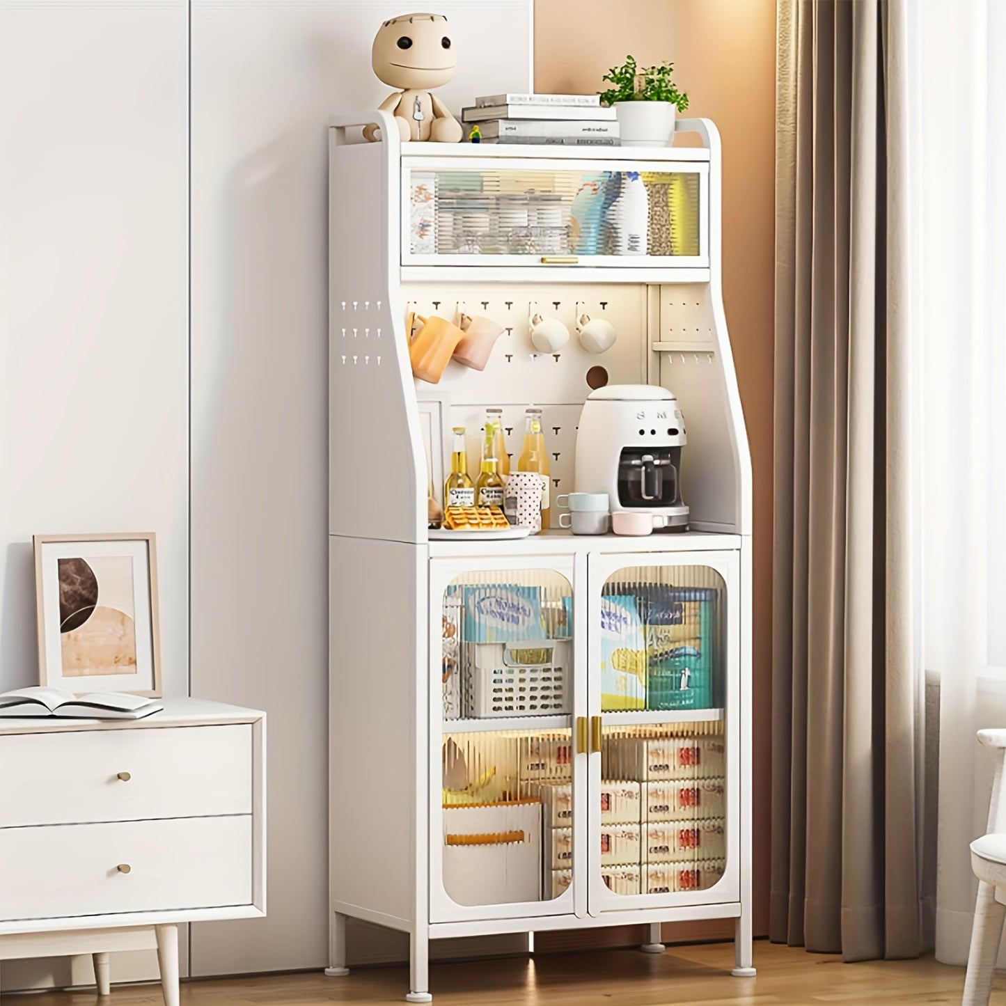 Keukenkast – Hoge Kast – Opbergkast – Magnetronkast – Buffetkast – Verrijdbaar Met Wielen – 5 Niveaus Met Verstelbare Planken En Werkblad – Stevig Metalen Design – Compact 66x36x160 cm