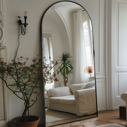 Vloerspiegel – Staande Spiegel – Grote Spiegel – Volledige Lengte Spiegel – Gebogen Spiegel – 179 cm x 65 cm – Zwart-Gouden Metalen Frame – Vrijstaand Model