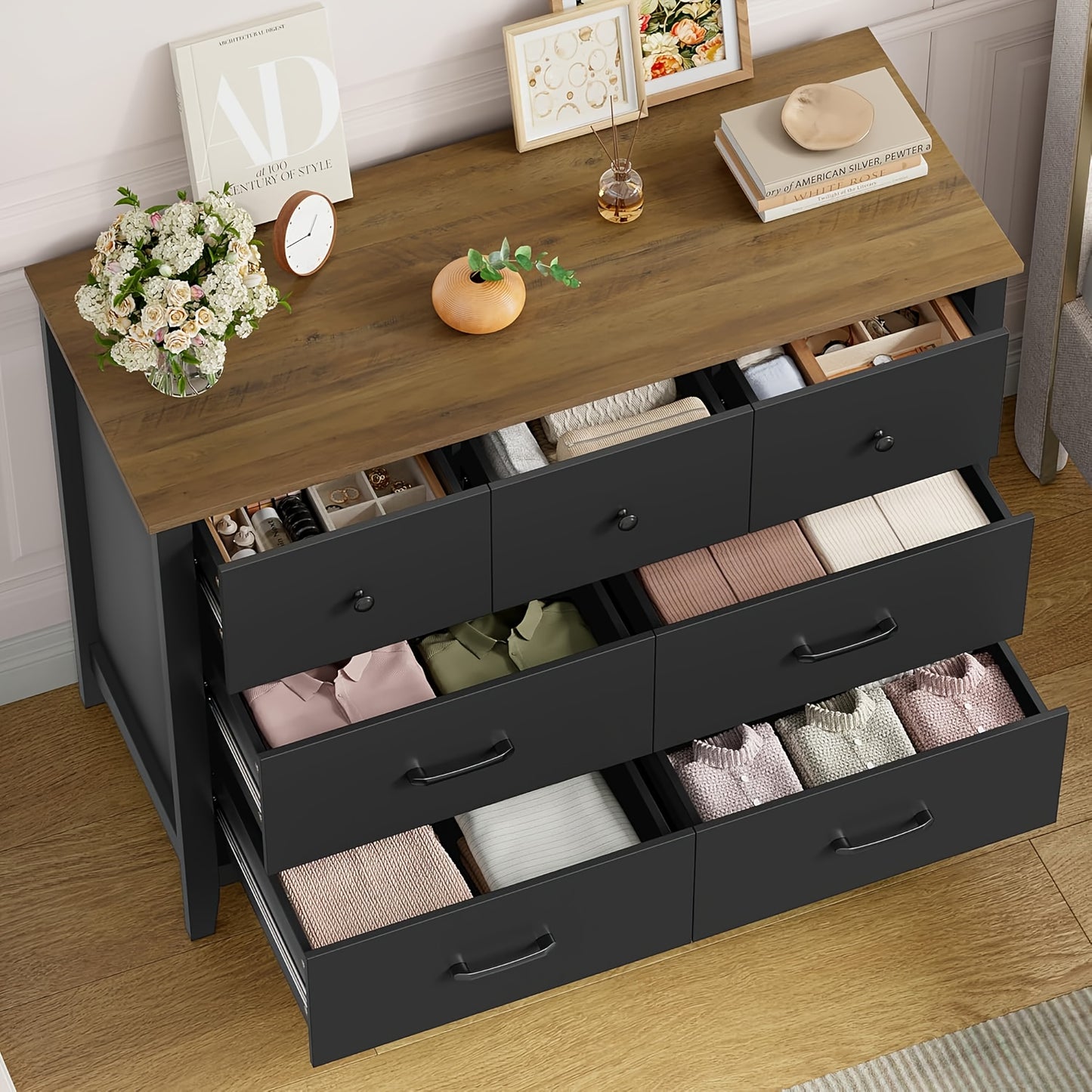Ladekast – Ladekasten – Dressoir – Opbergkast – Kast – Zwart Met Gouden Accenten – 7 Laden Met Ruime Opbergruimte – Duurzaam Houtvezelplaat Met Melamine Afwerking