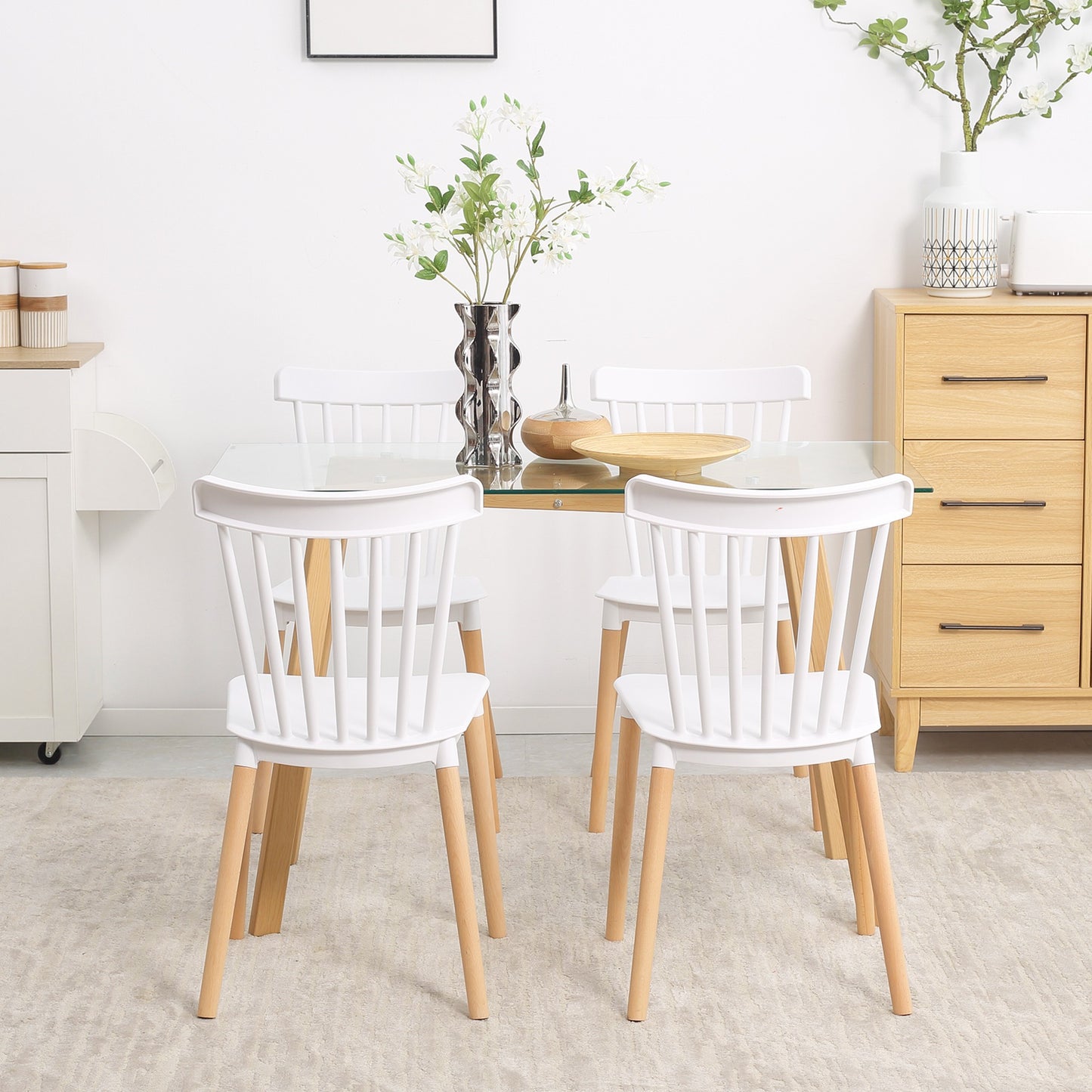 Eetkamerstoel – Stoel – Keukenstoel – Bureaustoel – Designstoel – Scandinavisch Design – Beukenhouten Poten – Polypropyleen Zitting Wit – Set Van 4