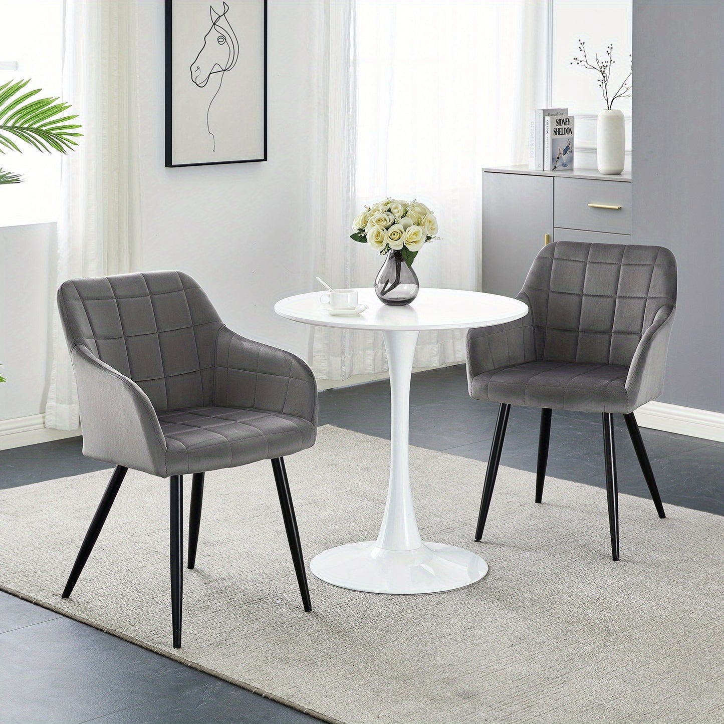 Velvet Eetkamerstoelen – Fluwelen Stoelen – Armstoel – Design Stoel – Comfortabele Stoel – Grijs – Memory Foam Zitting – Stevig Metalen Frame