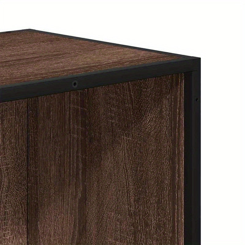 Bookshelf 60X35X139 Cm Made of Treated Wood in Brown Oak Color. Vertical Shelves, Sturdy And Durable, Attractive, Ample Storage Space, Smooth Surface, Moisture-Resistant, Warp-Resistant, And Split-Resistant, Suitable for Offi
