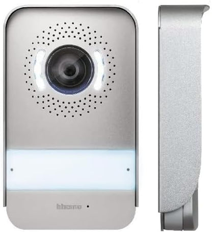 Bticino 317913 Easy Kit Essential Video-intercom voor een gezin, plug-in 2 draden met: 1 externe knop, bel en camera, 1 interne monitor 7 inch (17,8 cm) met handsfree-installatie