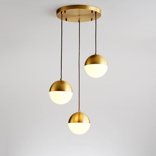 3-Lichts Hanglamp – Cluster Hanglamp – Design Hanglamp – Eettafel Lamp – Plafondlamp – Witte Glazen Bollen – Koperkleurig Metalen Frame – Verstelbare Hoogte 1 Meter