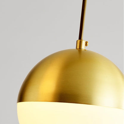 3-Lichts Hanglamp – Cluster Hanglamp – Design Hanglamp – Eettafel Lamp – Plafondlamp – Witte Glazen Bollen – Koperkleurig Metalen Frame – Verstelbare Hoogte 1 Meter