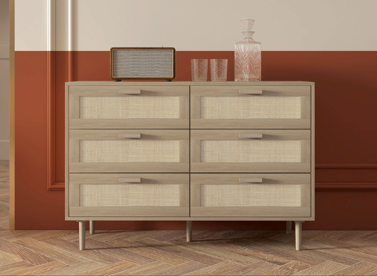 Opbergkast – Ladekast – Commode – Kast – Dressoir – 6 Lades – Rotan Geweven Front – Licht Hout – Compact Formaat – Stevige Constructie