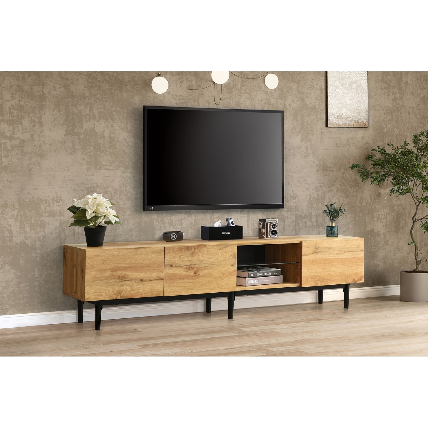 Tv Meubel – TV Kast – TV Dressoir – Media Meubel – Tv Stand – Modern Minimalistisch – Rotan Frame – 4 Deuren – Zwarte Metalen Poten – Eenvoudige Montage – Ruime Opbergruimte