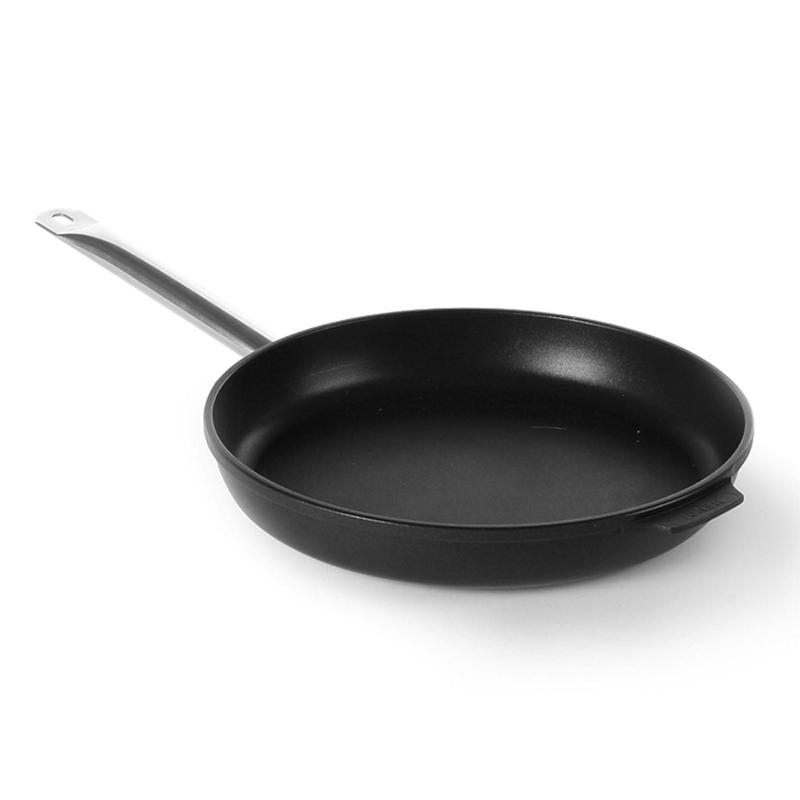 Professional Line Frying Pan, 400 mm - Hendi 629390