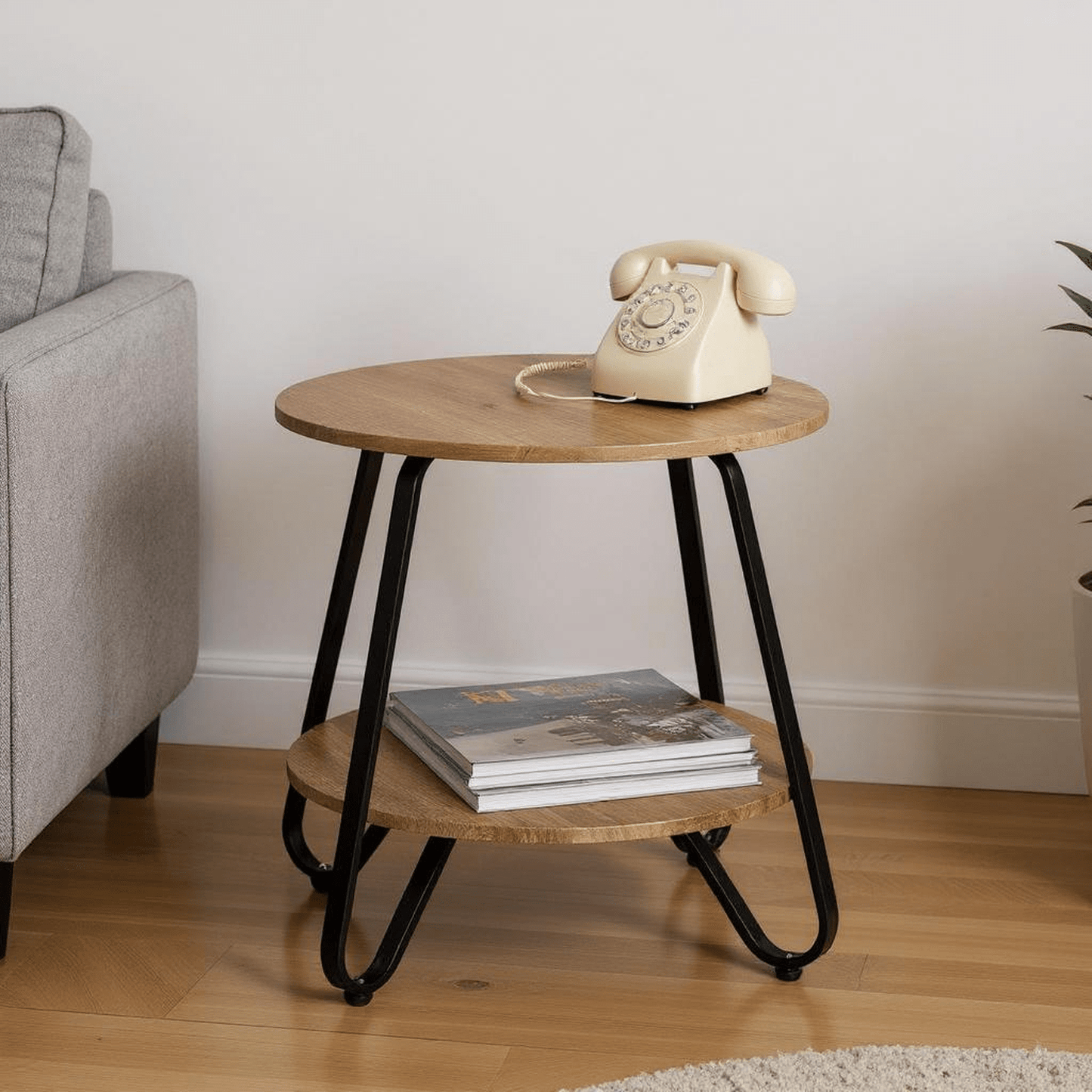 Telefoon tafel – Bijzettafel – Side table – Salontafel – Opbergtafel – Modern ontwerp – Zwart metalen frame – 46x46x45 cm – Bruin MDF oppervlak