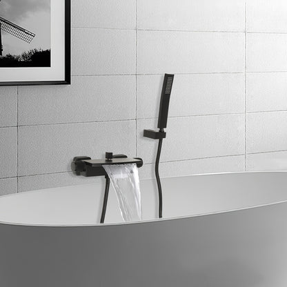 Badkraan – Badmengkraan – Douchekraan – Wandkraan – Watervaluitloop – Mat Zwart – Messing – Handdouche Met 1,5m RVS Slang