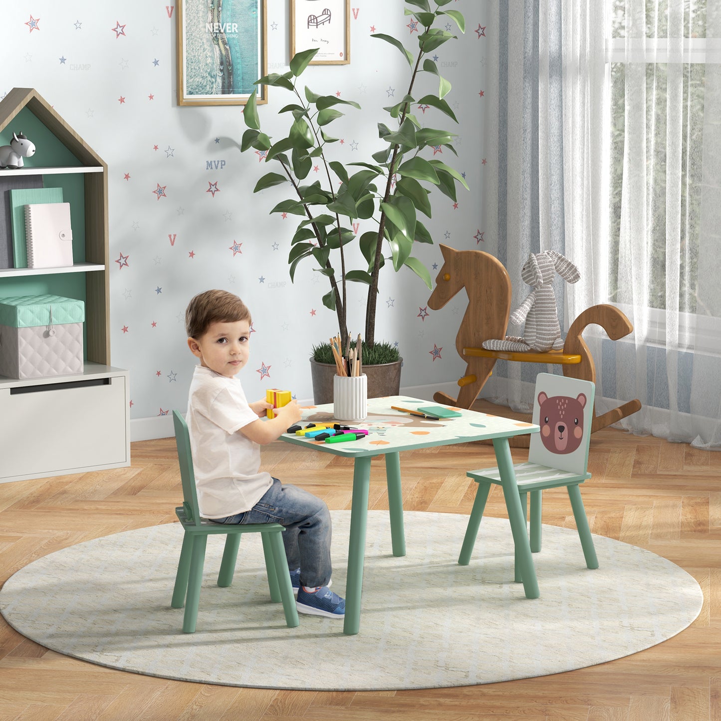 Speelset kinderstoelen met tafel – kindertafel set – kindermeubel – kinderstoeltje – kids meubel – Groen – duurzaam kunststof – veilig afgeronde hoeken