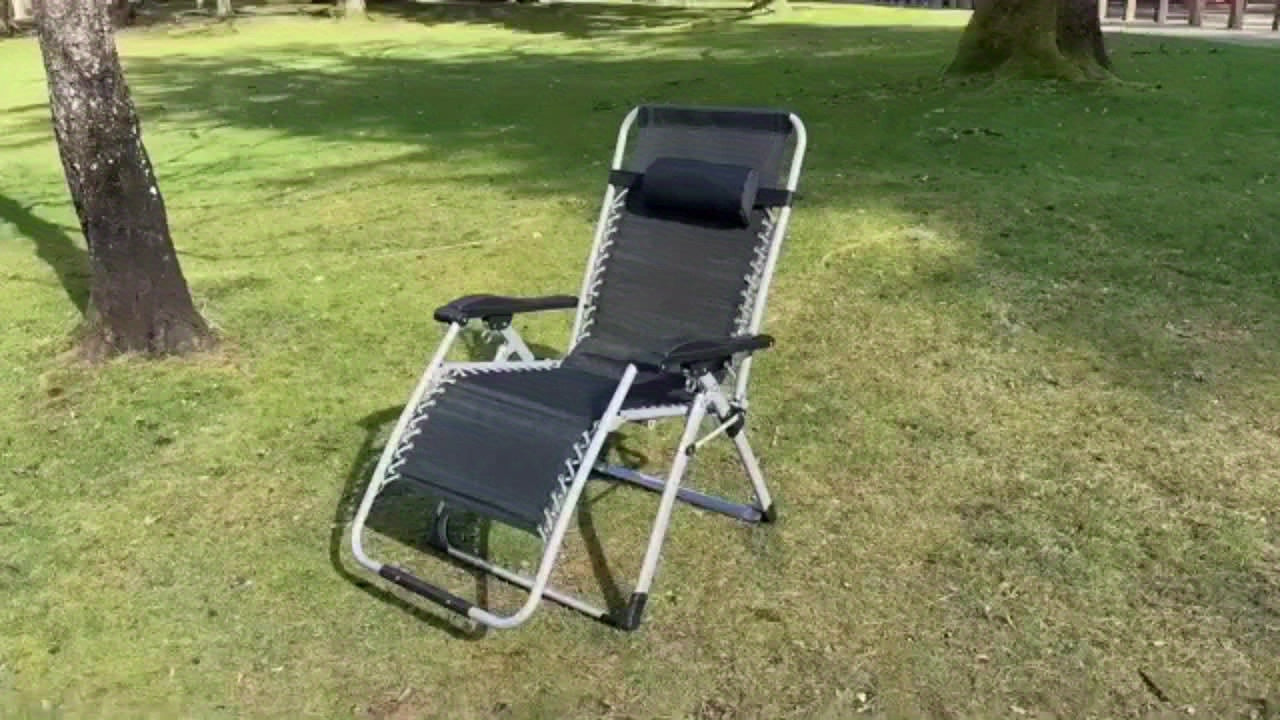Extra Brede Campingstoel – Klapstoel – Tuinstoel – Strandstoel – Ligstoel – Verstelbare Rugleuning – Stevig Stalen Frame – 72 cm Zitbreedte – Inclusief Kussen en Bekerhouder – Zwarte Variant