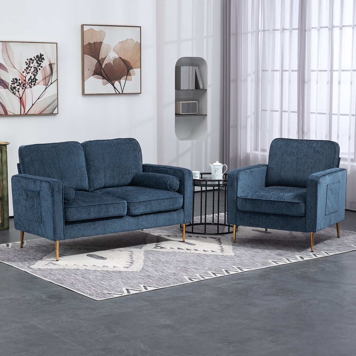 Fauteuil – Relaxstoel – Loungestoel – Zetel – Armstoel – Blauwe Stoffering – Gouden Metalen Poten – Zijzakken – Compact Design