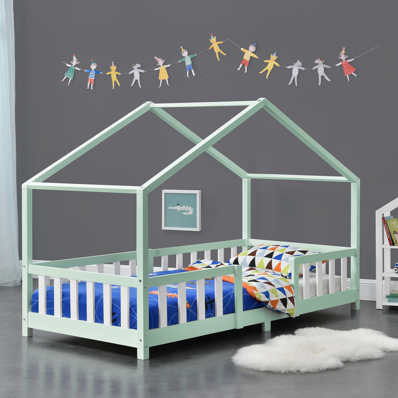 Kinderbed – Kinderbedje – Bedje – Peuterbed – Jongensbed – 70x140 cm – Massief Dennenhout – Valbescherming