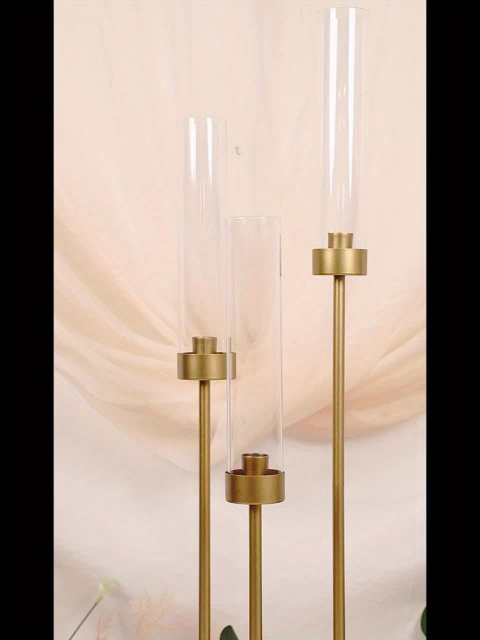 Gouden Kandelaar – Kaarshouder – Kaarsenstandaard – Tafeldecoratie – Centerpiece – 4 Stuks – Acryl Met 3 Armen – Stijlvol Sfeervol Design