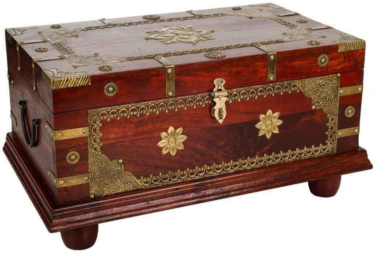 Baul de madera acabado artesanal