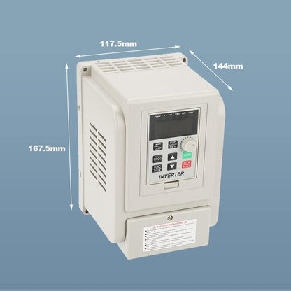 Ccylez VFD-frequentieomvormer, 220 V AC Eenfase AC-frequentieregelaar VFD omvormer voor 3 fasen 4 kW AC-motor met PWM regeling, 3 fase omvormer