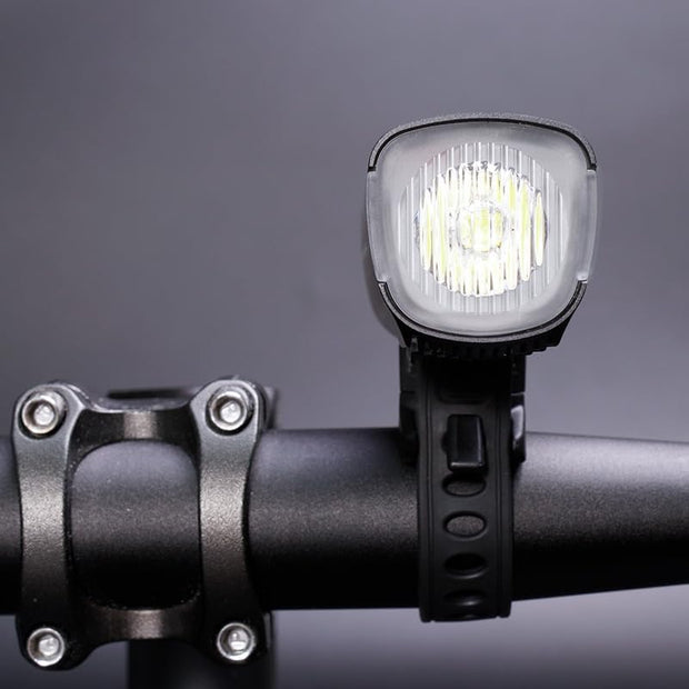 Fietslamp - Fietslicht - Fietsverlichting - met Intelligente Nachtrijmodus & Dagrijmodus - IPX7 Waterdicht - voor Fiets - Aluminium - 1400Lm - Zwart
