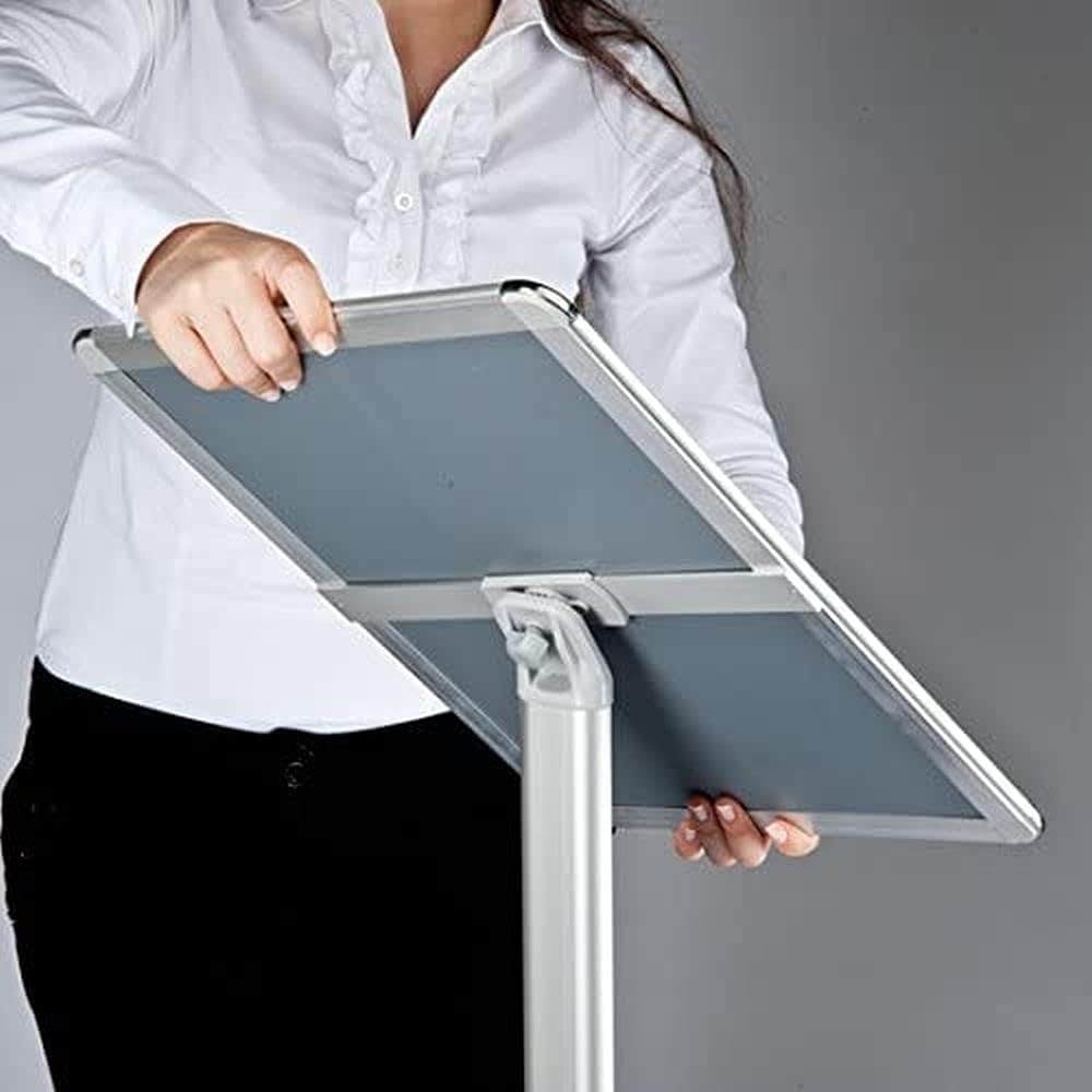 Menubord Klassiek DIN A4 – Menustandaard, Infostandaard, Posterhouder, Affichehouder – Zilverkleurige Vloerstandaard – Klapframe Voor Snel Wisselen – Geschikt Voor Staand En Liggend Gebruik