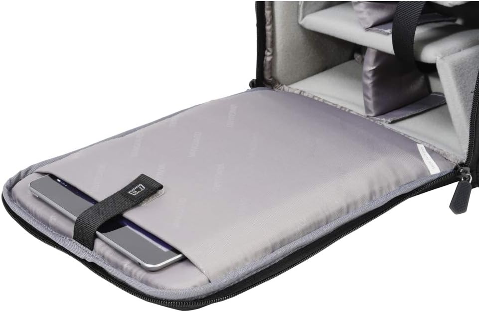 Vanguard VEO Range T37M 11 liter tactische stijl rugzak voor spiegelloze camera - zwart