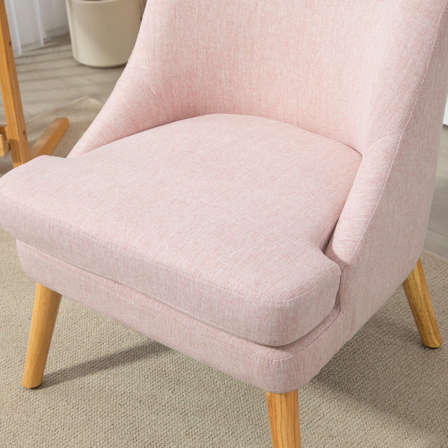 Scandinavische Accentstoel – Fauteuil – Zitzak – Designstoel – Velvet Stoel – Zachte Velvet Bekleding – Stevig Hevea Houten Frame – Beige – 63x69x79,5 cm