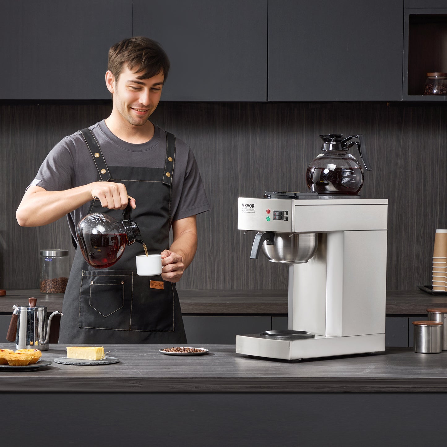 Koffiezetapparaat – Drip Koffiemachine – Koffiezetter – Horecakoffiezetter – Grootverbruik – 12 Kopjes – Twee Warmhoudplaten – Twee Glazen Karaffen – Roestvrijstalen Filter