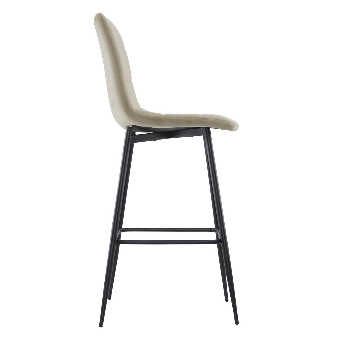 Velvet Fauteuils – Lounge Stoelen – Relax Stoelen – Leesfauteuils – Zwarte Metalen Structuur – Beige Velvet Bekleding – Ergonomische Rugleuning – Comfortabele Voetsteun