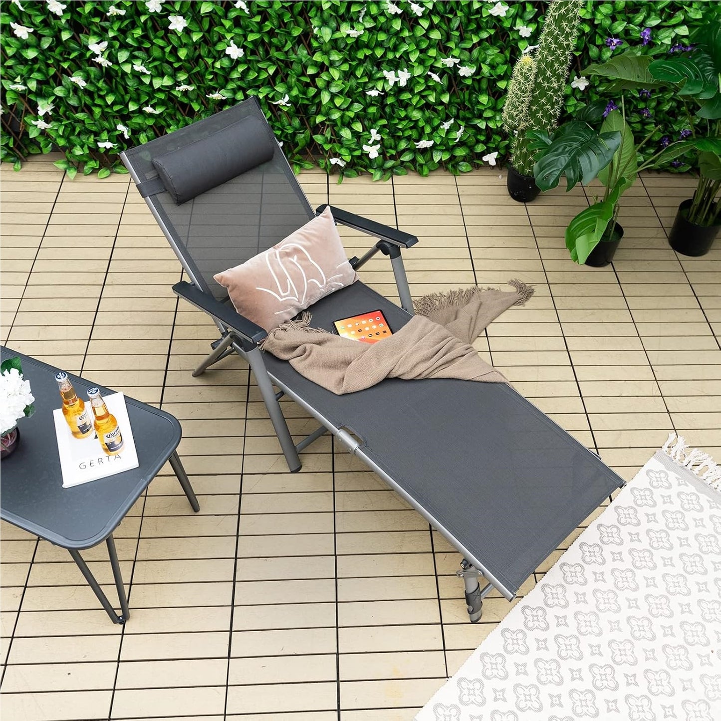 Buitenzonligstoel – Tuinstoel – Ligstoel – Zonnestoel – Inklapbare Ligstoel – Aluminium Frame – 8-Standen Rugleuning – Sneldrogende Stof