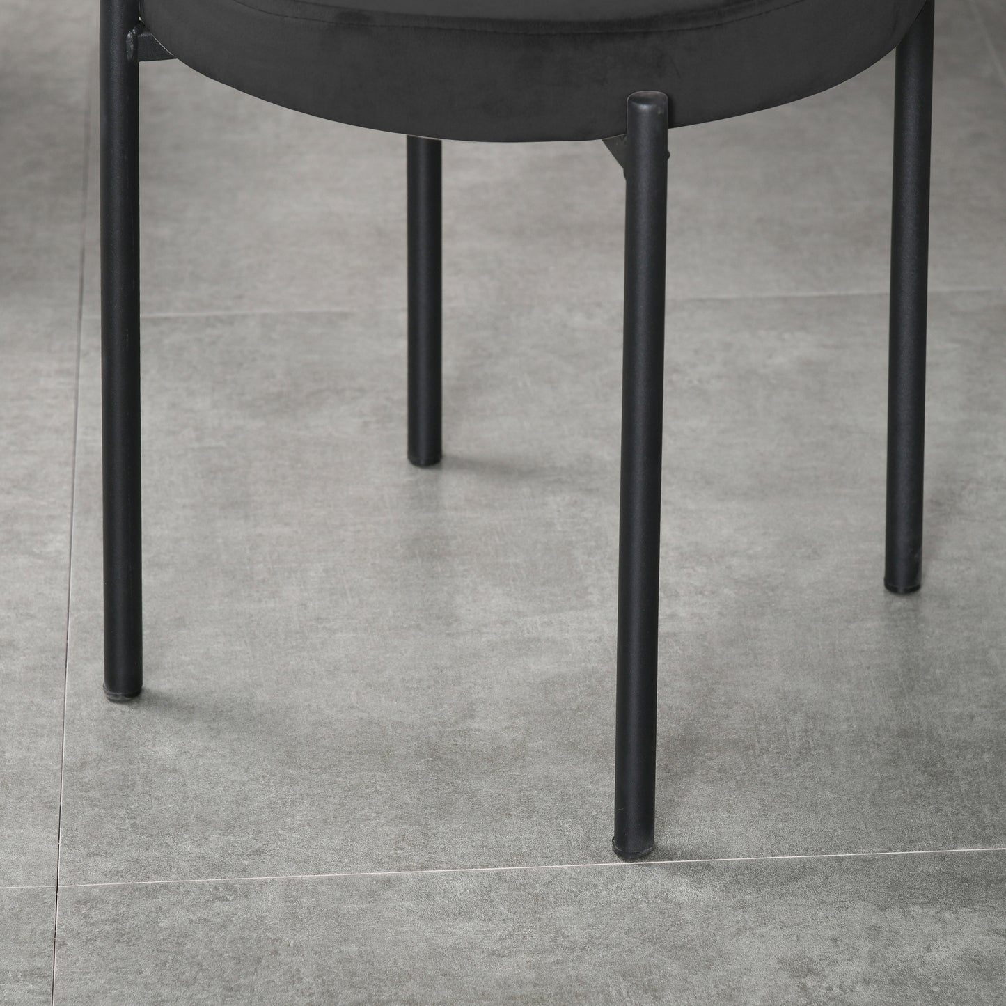 Eetkamerstoel – Stoel – Keukenstoel – Zitstoel – Stapelbare Stoel – Velvet Zitting – Metalen Poten – Compact 41,5x41,5x46 cm – Zwart