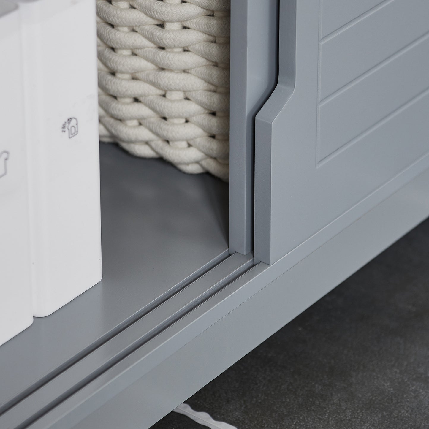 Badkameronderkast – Badkamerkast – Wastafelonderkast – Opbergkast – Kastje – Compact – MDF Met Voetjes – 60x61x30 cm – Grijs Steel
