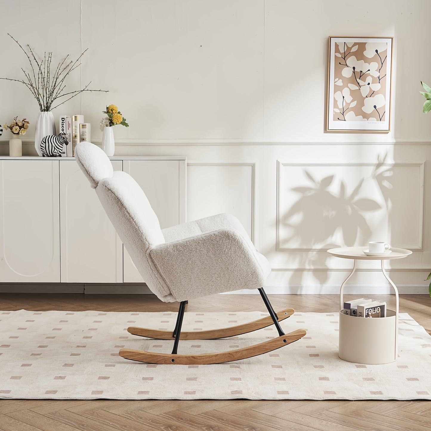 Draaifauteuil – Fauteuil – Relaxstoel – Schommelstoel – Lounge Chair – Wit – Zachte Teddy Bekleding – Massief Houten Frame
