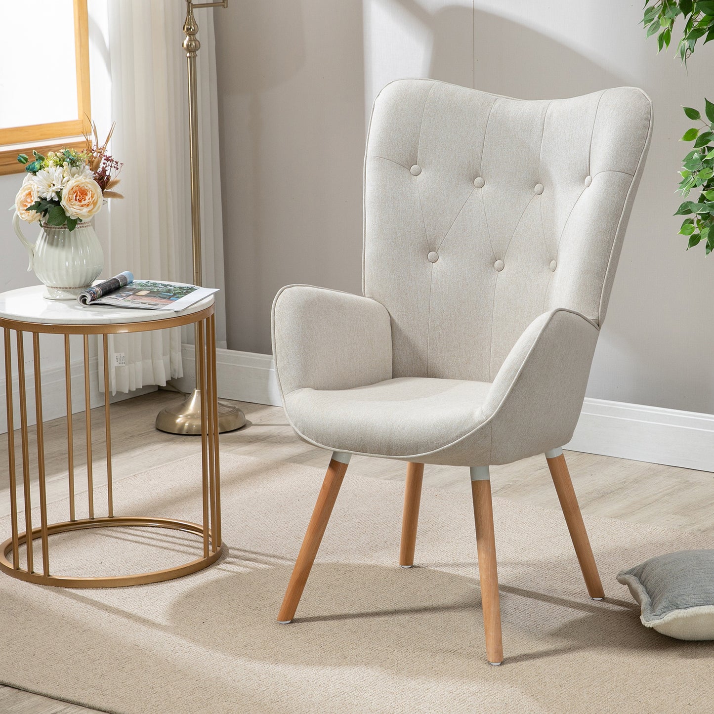 Fauteuil – Lounge Stoel – Relaxstoel – Zetel – Scandinavische Fauteuil Beige – Houten Armleuningen en Poten – Hoogwaardig Schuim – Compacte Afmetingen 66x71x109 cm