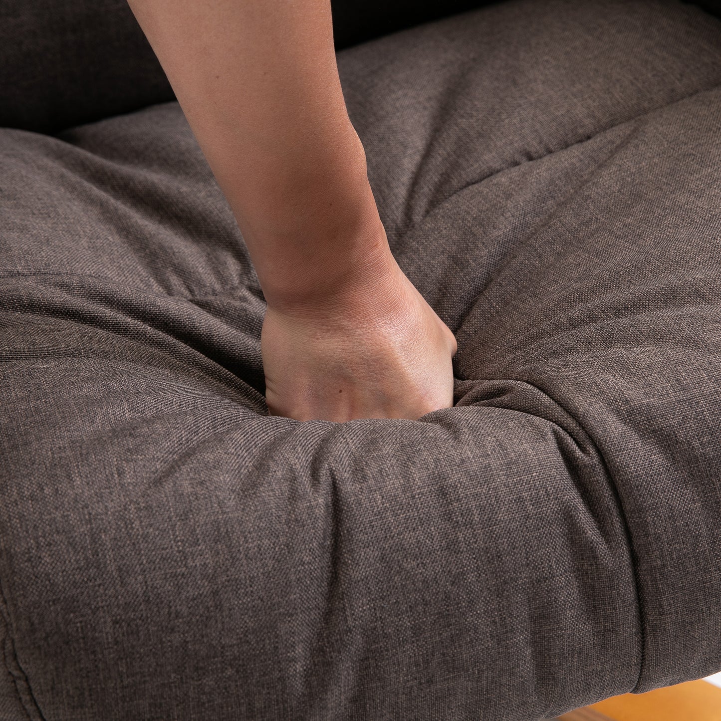 Relaxfauteuil – Draaifauteuil – Elektrische Stoel – Massagestoel – Ligfauteuil – Met Voetenbank – Massagefunctie en Opbergruimte – Robuust Houten Frame – Polyester Bekleding – Bruin